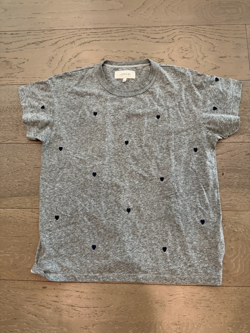THE GREAT. Gray Heather Short Sleeve Tee with Navy Heart Motif